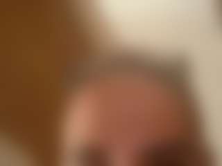 Kindareckless276's Live Sex Cam Show