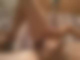 Kindareckless276's Live Sex Cam Show