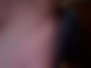 Kindareckless276's Live Sex Cam Show