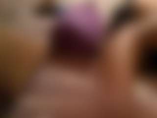 Kindareckless276's Live Sex Cam Show