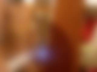 Kindareckless276's Live Sex Cam Show