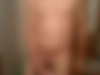 Kindareckless276's Live Sex Cam Show