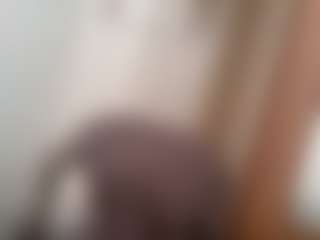 Kindareckless276's Live Sex Cam Show