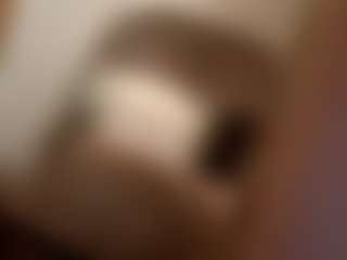 Kindareckless276's Live Sex Cam Show