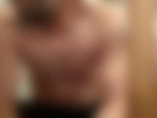 Kindareckless276's Live Sex Cam Show
