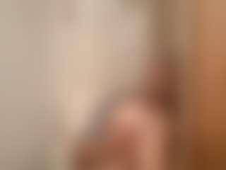 Kindareckless276's Live Sex Cam Show