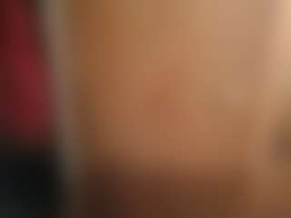 Kindareckless276's Live Sex Cam Show