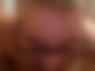 Kindareckless276's Live Sex Cam Show
