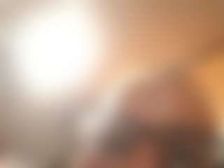 Kindareckless276's Live Sex Cam Show