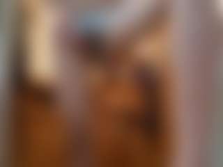 Kindareckless276's Live Sex Cam Show