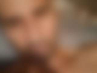 Kindareckless276's Live Sex Cam Show