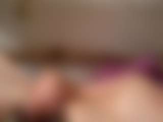 Kindareckless276's Live Sex Cam Show