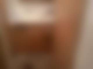 Kindareckless276's Live Sex Cam Show