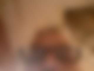 Kindareckless276's Live Sex Cam Show