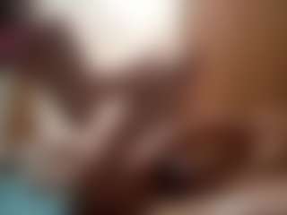 Kindareckless276's Live Sex Cam Show