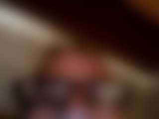 Kindareckless276's Live Sex Cam Show