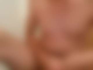 Kindareckless276's Live Sex Cam Show