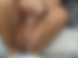 Live cam show with akiralisa - Pregnant on Fit Hotties