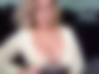Live cam show with British milf jessica Lou - Busty on CSO-WL