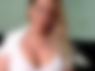British milf jessica Lou's Live Sex Cam Show