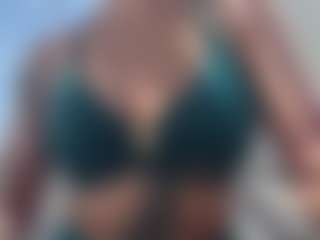Sarah Peterson's Live Sex Cam Show