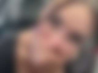Sarah Peterson's Live Sex Cam Show