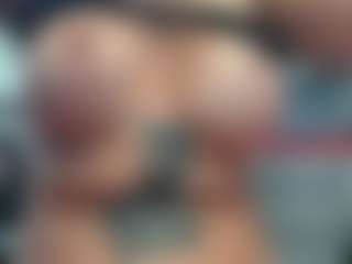 Sarah Peterson's Live Sex Cam Show
