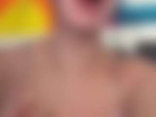 Sarah Peterson's Live Sex Cam Show