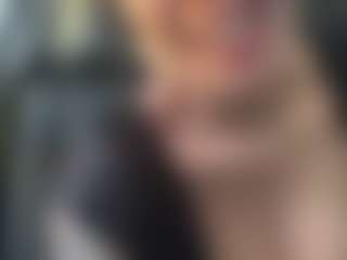 Sarah Peterson's Live Sex Cam Show