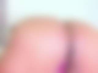 Live cam show with Cynthia - Asshole Red Hair on madthumbs