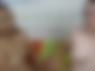 mariacherryandelettra's Live Sex Cam Show