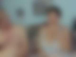 Live cam show with ladyred8 - Tease on Camsoda