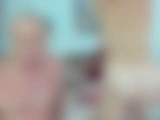 Live cam show with ladyred8 - Mature on CamClone