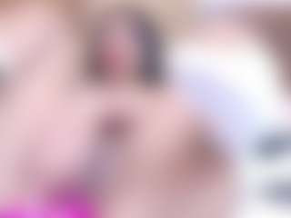 Live cam show with samantha eilish - Living Room on Milfs Live