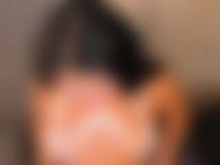Live cam show with ZOE - Brown Eyes on xDating