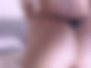 Thayra's Live Sex Cam Show