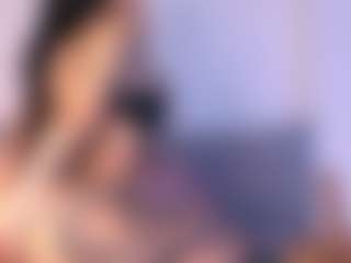 Thayra's Live Sex Cam Show