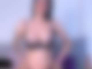 Thayra's Live Sex Cam Show
