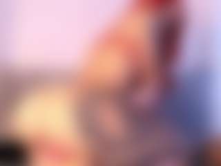 Live cam show with Thayra - Bedroom on Dare Cams