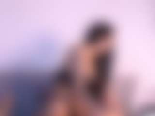 Live cam show with Thayra - Cosplay MILF on Dolls Live