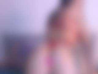 Live cam show with Thayra - Fit on EXY