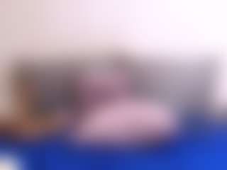 Thayra's Live Sex Cam Show