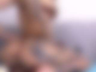 Thayra's Live Sex Cam Show