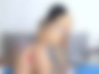 Thayra's Live Sex Cam Show