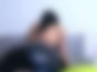 Thayra's Live Sex Cam Show