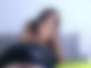 Thayra's Live Sex Cam Show