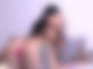 Live cam show with Thayra - Fetish MILF on livesuperchat.net