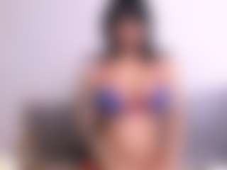 Live cam show with Thayra - Fit on camwithhim.com