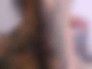 Thayra's Live Sex Cam Show