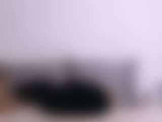Thayra's Live Sex Cam Show